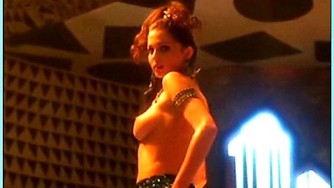 Pic: Erika Marozsán in Vienna (2002)