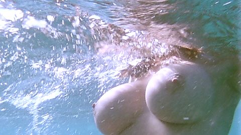 Pic: Shae Marks in L.E.T.H.A.L. Ladies: Return to Savage Beach (1998)