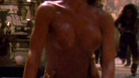 Pic: Teri Weigel in Predator 2 (1990)