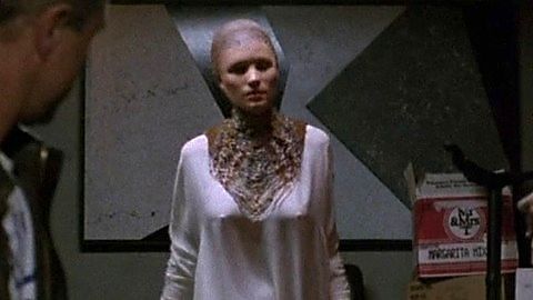 Pic: Leslie Bevis in Alien Nation (1988)