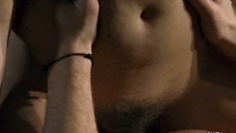 Pic: Isild Le Besco in L' intouchable (2006)