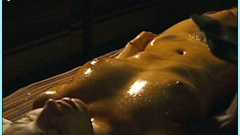 Pic: Isild Le Besco in L' intouchable (2006)