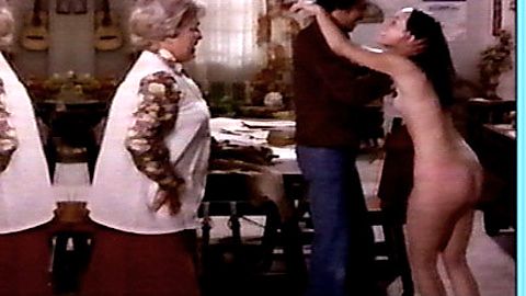 Pic: Claudia Guzmán in Cada quien su madre (1982)
