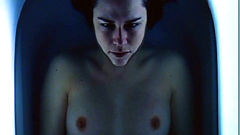 Pic: Marie-Josée Croze in Des chiens dans la neige (2002)