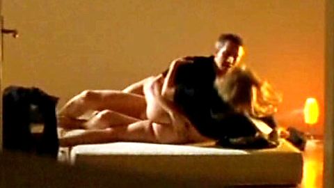 Pic: Julia Thurnau in Er oder keiner (2003)
