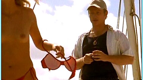 Pic: Julia Thurnau in Klinik unter Palmen (1996)