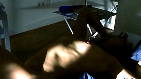 Pic: Julia Thurnau in Liebe, Lügen, Leidenschaften (2002)