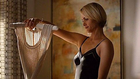 Pic: Amber Valletta in Blood & Oil