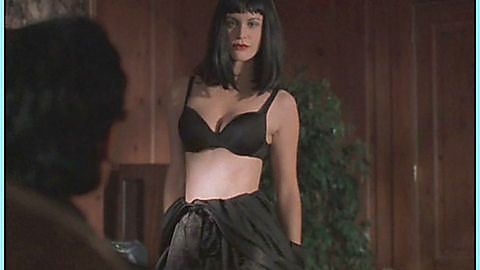 Pic: Cheryl Dent in Descendant (2003)