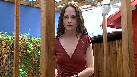 Pic: Angela Bettis in May (2002)