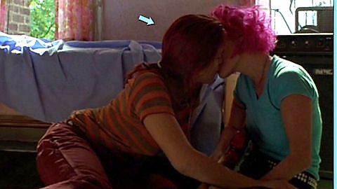 Pic: Alison Folland in All Over Me (1997)