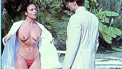 Pic: Monika Kälin in S.A.S. à San Salvador (1982)