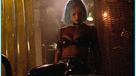 Pic: Jennifer Garner in Alias (2001)