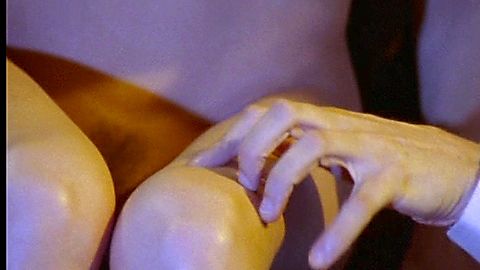 Pic: Holly Sampson in Emmanuelle 2000: Emmanuelle's Intimate Encounters (2000)