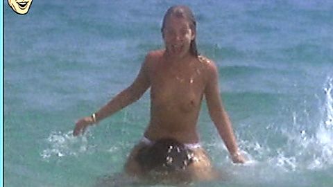 Pic: Anja Schüte in Premiers désirs (1983)