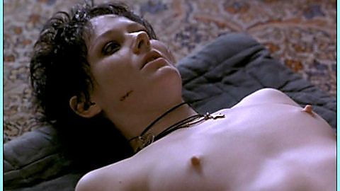 Pic: Miranda Otto in In The Winter Dark (1998)