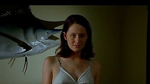 Pic: Miranda Otto in Love Serenade (1996)