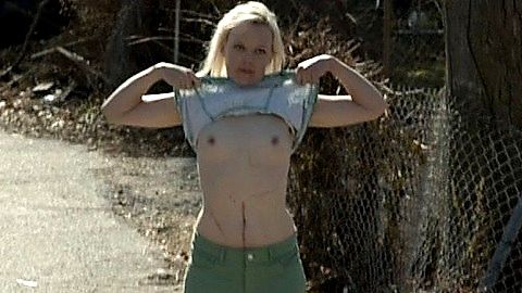 Pic: Emily Bergl in Shameless (2011)