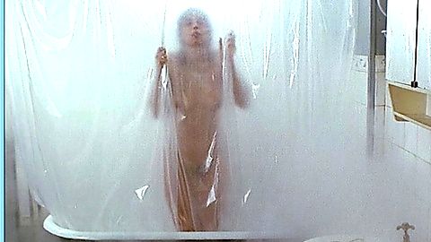 Pic: Anémone  in Le Père Noël est une ordure (1982)