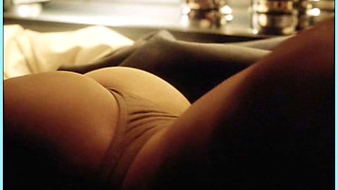 Pic: Kim Flowers in Alien: Resurrection (1997)