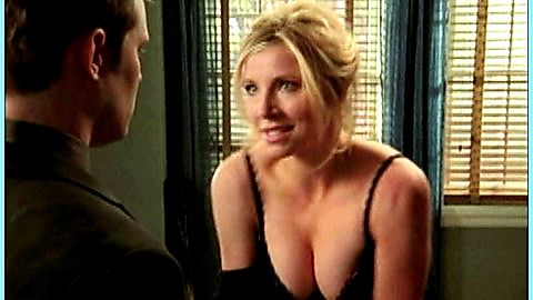 Pic: Sarah Chalke in Scrubs (2001)