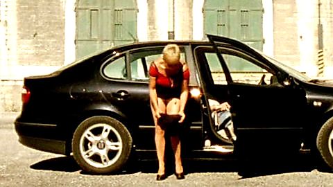 Pic: Ariane Ascaride in La ville est tranquille (2000)