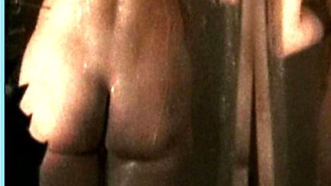 Pic: Lisa Martinek in Der Mann von nebenan (2002)