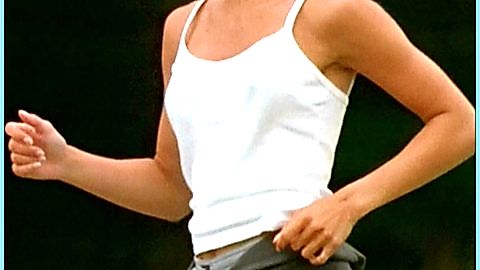 Pic: Lisa Martinek in Der Mann von nebenan (2002)