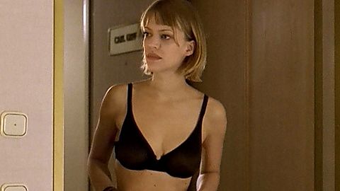 Pic: Heike Makatsch in ¿Bin ich schön? (1998)