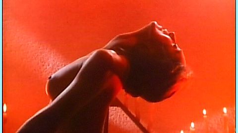 Pic: Helen Papas in Graveyard Shift (1987)