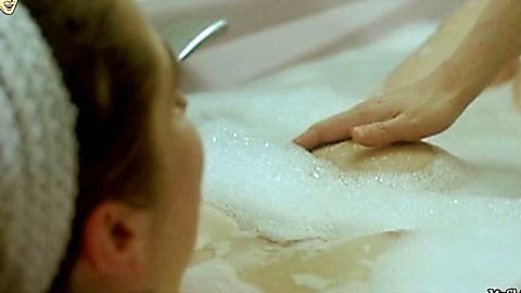 Pic: Emmanuelle Devos in Kings and Queen (2004)