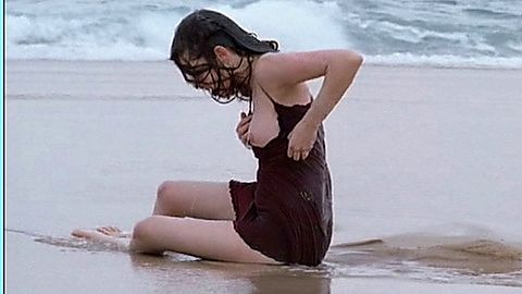 Pic: Roxane Mesquida in Sex Is Comedy (2002)