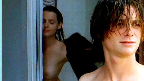 Pic: Roxane Mesquida in Les vagues (2005)