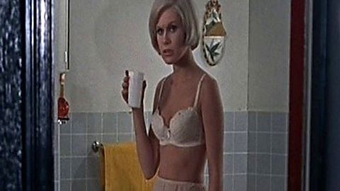 Pic: Suzanna Leigh in The Deadly Bees (1966)