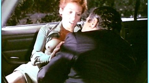 Pic: Paola Senatore in Il ginecologo della mutua (1977)