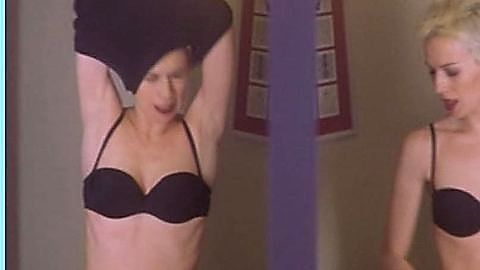 Pic: Ariadna Gil in Masterpiece (2000)