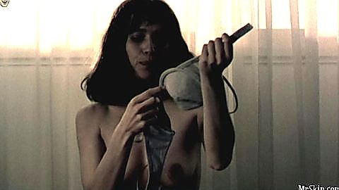 Pic: Ariadna Gil in Nueces para el amor (2000)
