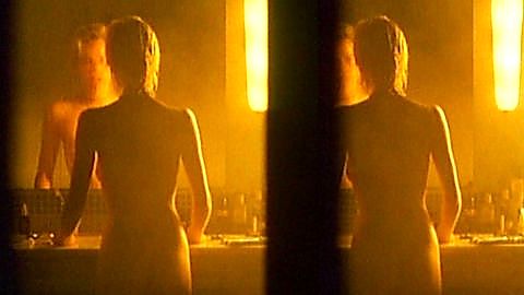 Pic: Ariadna Gil in Antártida (1995)