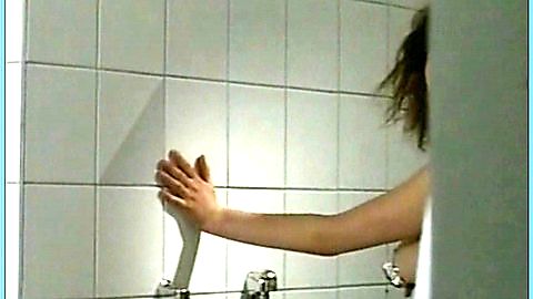 Pic: Annika Pages in Man(n) sucht Frau (1995)