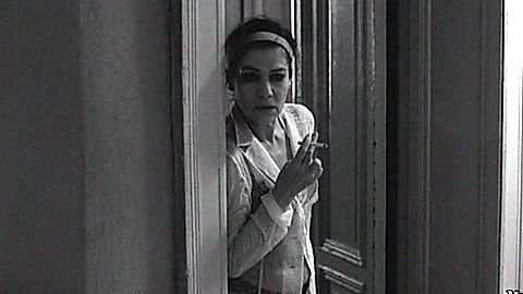 Pic: Hannelore Elsner in Die Unberührbare (2000)