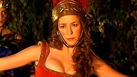 Pic: Silvia Abascal in La dama boba (2006)