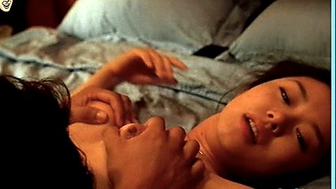Pic: Jeon Do-yeon in Happy End (1999)