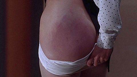 Pic: Maggie Gyllenhaal in Secretary (2002)