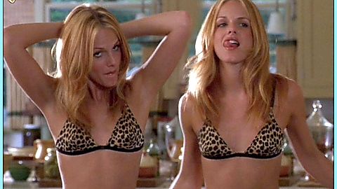 Pic: Monet Mazur in Kiss the Bride (2002)