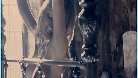 Pic: Monet Mazur in Stoned (2005)
