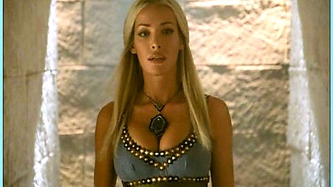 Pic: Ophélie Winter in She (2001)