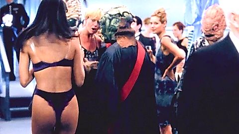 Pic: Verona Pooth in 2001: A Space Travesty (2000)