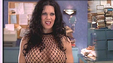 Pic: Chyna  in Frank McKlusky, C.I (2002)