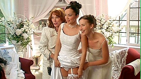 Pic: Frida Betrani in Last Wedding (2001)