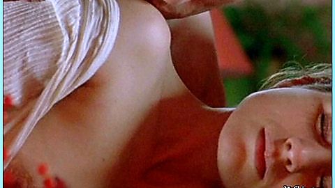 Pic: Corinna Harfouch in Irren ist männlich (1996)